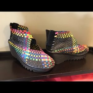 BERNIE MEV  Shoes, Multi-Colored Weave Lightweight Wedge, Size 38